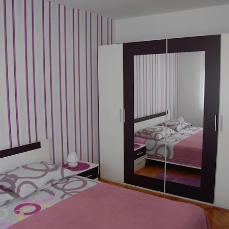 Bozic Apartman *